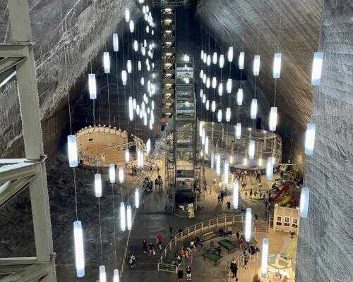 2026/10/images/tour_1399/salina-turda-romania-1024x812-1-large.jpg