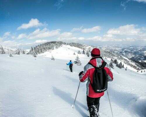 2025/02/images/tour_1843/snowshoeing-serbia-kopaonik-2-large.jpg