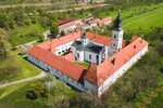 2024/06/images/tour_1590/manastir-krusedol-srbija1965785344-830x5531.jpg