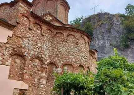 Manastir Vitovnica, Krupajsko vrelo, manastir Gornjak, Ljubičevo- ergela konja