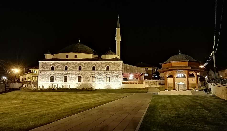 2023/02/images/tour_1188/validesultanmosqueinsjenica.jpg